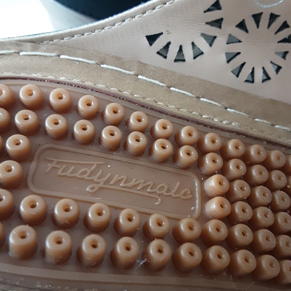 FUDYNMALC Black Floral Studded Compy Orthopedic Arch Support Thong Wedge Sz 10.5 - Picture 11 of 11